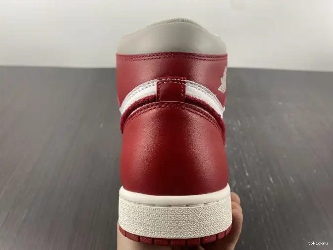 Cheap TBkick Jordan 1 (W) DJ4891-061 High OG Newstalgia Chenille 0526